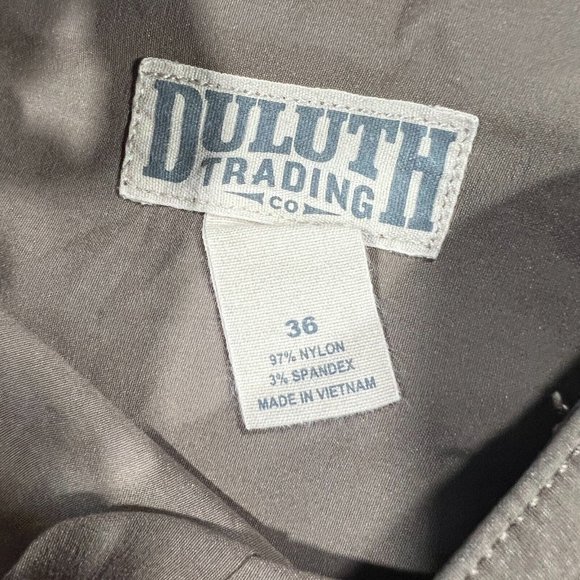 Duluth Flex Dry on the Fly Cargo Stretch Shorts 36x9 Mens Brown Utility 46206 - Picture 4 of 9